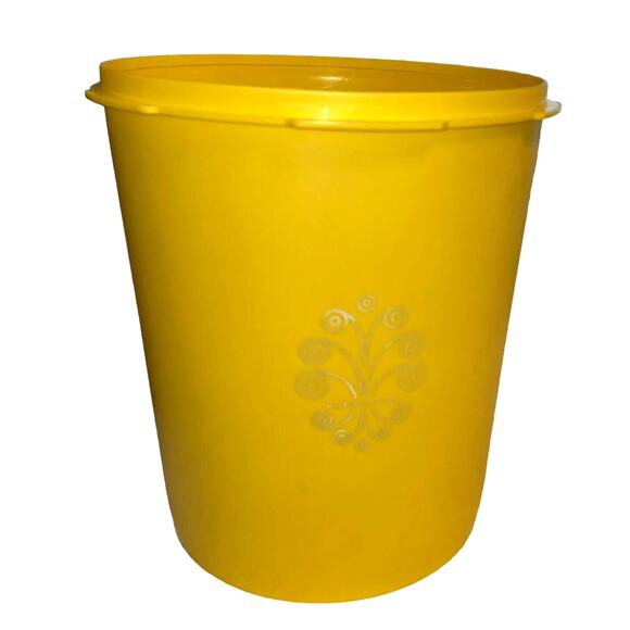 Vintage Tupperware Storage Canister 13 Cup Replacement Base Only 807 Yellow USA - Picture 2 of 8